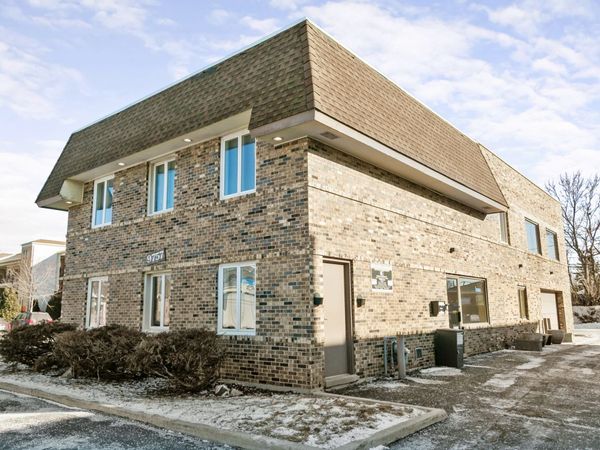 9757 S Kedzie Avenue, Evergreen Park, IL 60805
