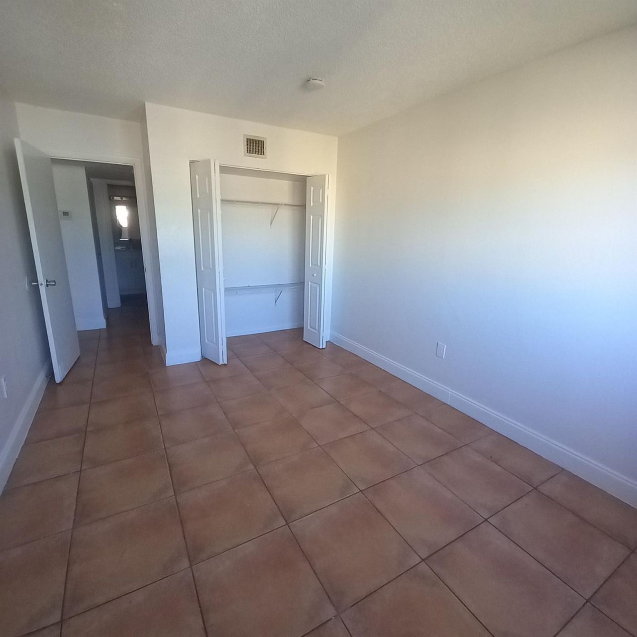 3610 NW 21st, Unit 413, Lauderdale Lakes, FL 33311 Photo