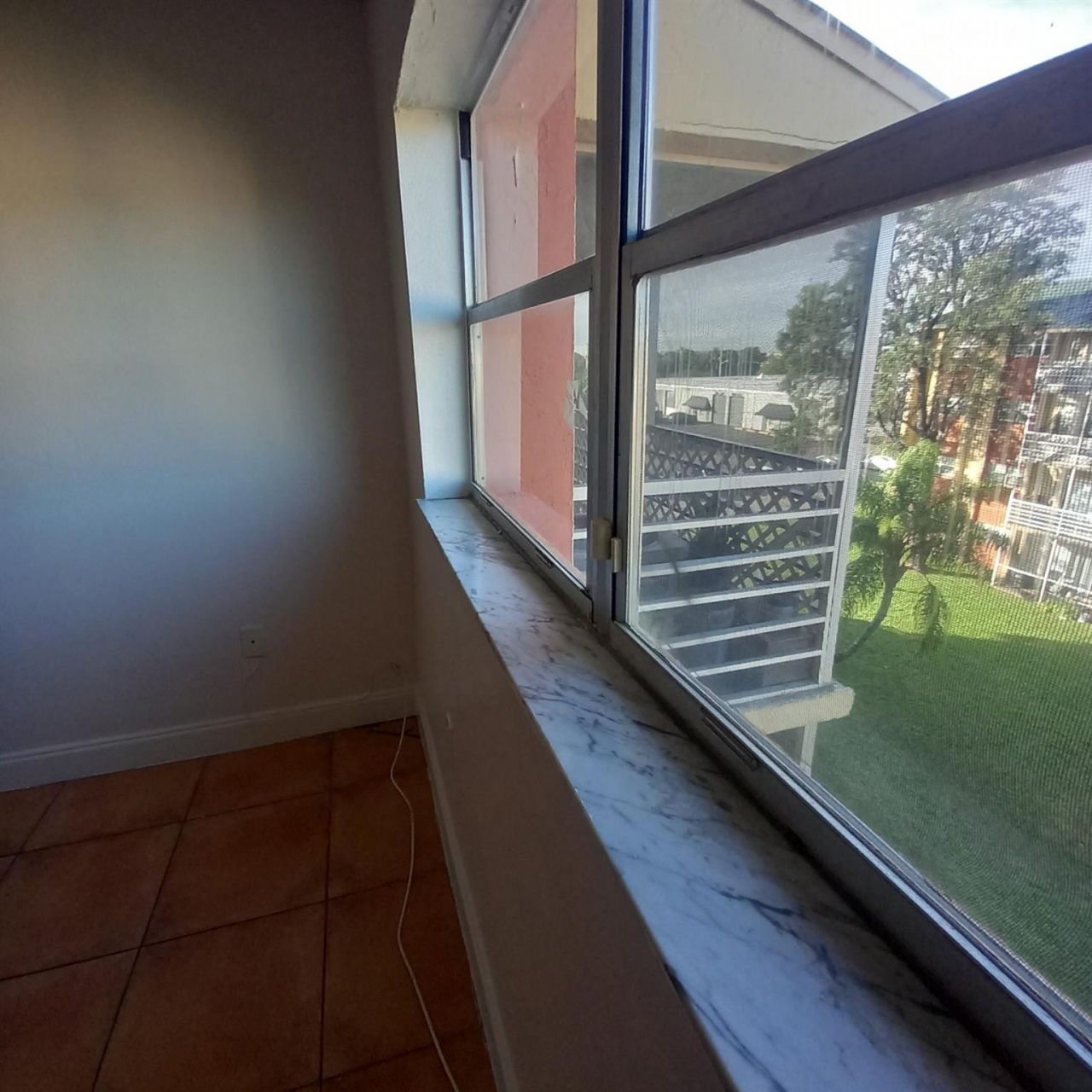3610 NW 21st, Unit 413, Lauderdale Lakes, FL 33311 Photo