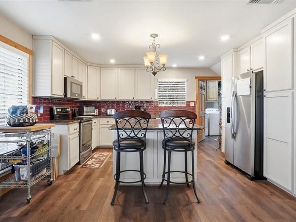 4045 Jimmy Houston Way, Bluff Dale, TX 76433