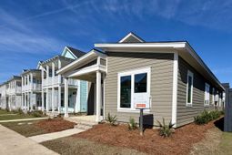 716 Rumbling Leaf Lane photo 4