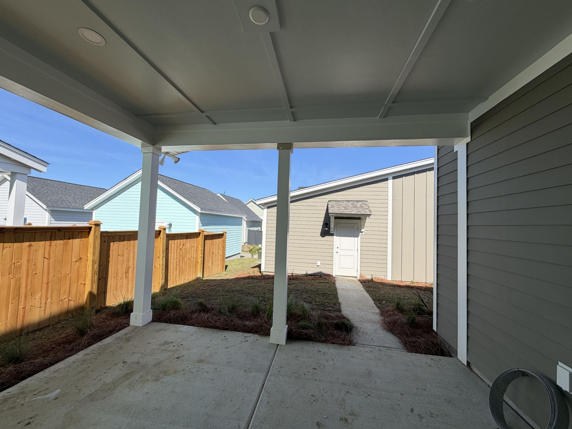 716 Rumbling Leaf Lane Photo 29