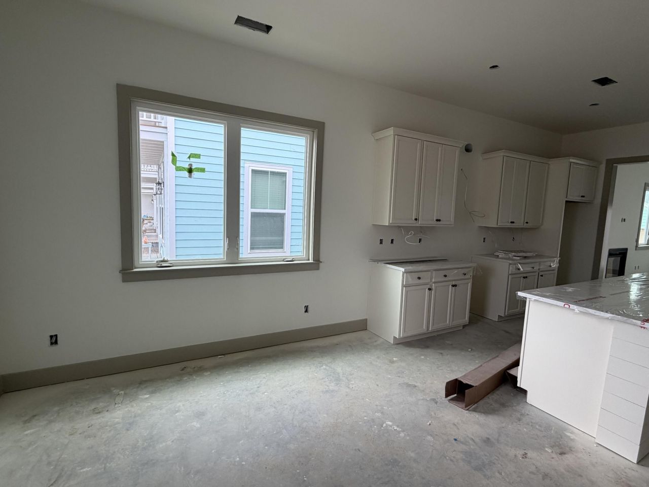 716 Rumbling Leaf Lane Photo 7