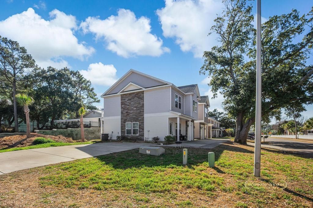 2601 Sand Dunes Dr.  Photo 12