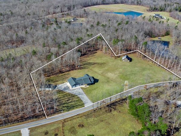 1926 Old Grimsley Rd, Grimsley, TN 38565