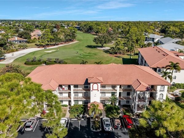 601 Augusta BLVD, Unit 601-4, NAPLES, FL 34113