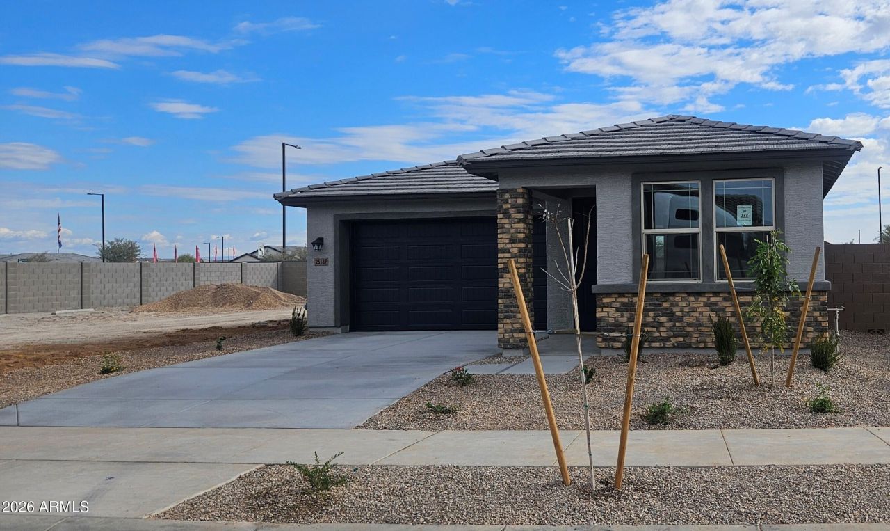 25137 N 155th Drive, Surprise, AZ 85387 Main Photo