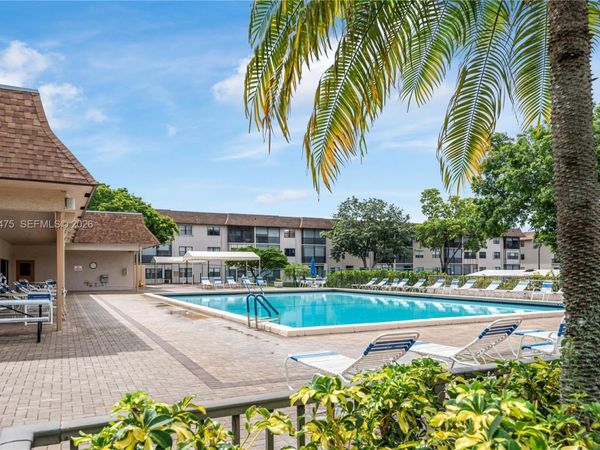 4960 E Sabal Palm Blvd , Unit 301, Tamarac, FL 33319