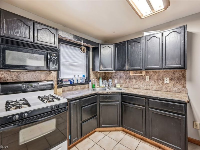 983 Garden Street NW, Warren, OH 44485 Photo 21