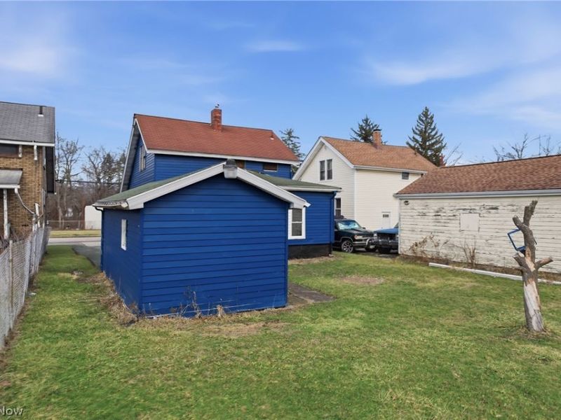 983 Garden Street NW, Warren, OH 44485 Photo 6