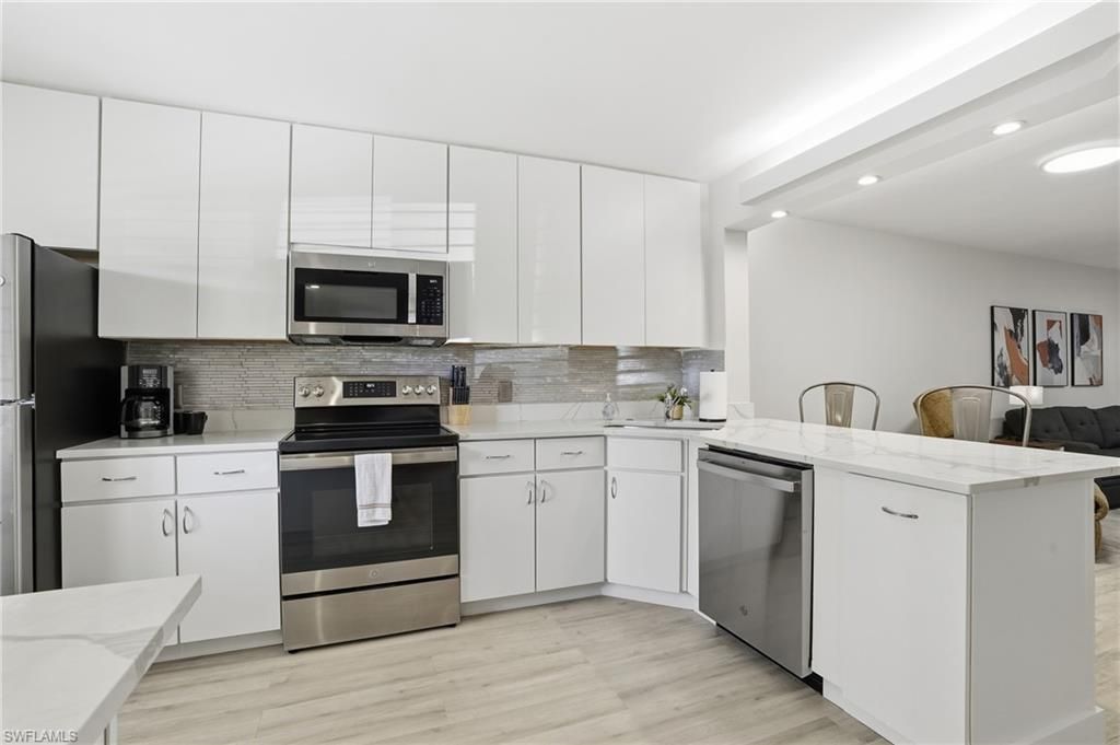 7797 Esmeralda Way, Unit K102, Naples, FL 34109 Photo