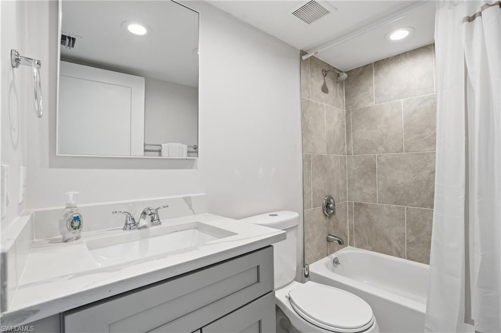 7797 Esmeralda Way, Unit K102, Naples, FL 34109 Photo