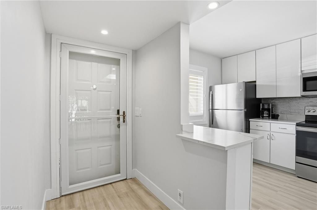 7797 Esmeralda Way, Unit K102, Naples, FL 34109 Photo