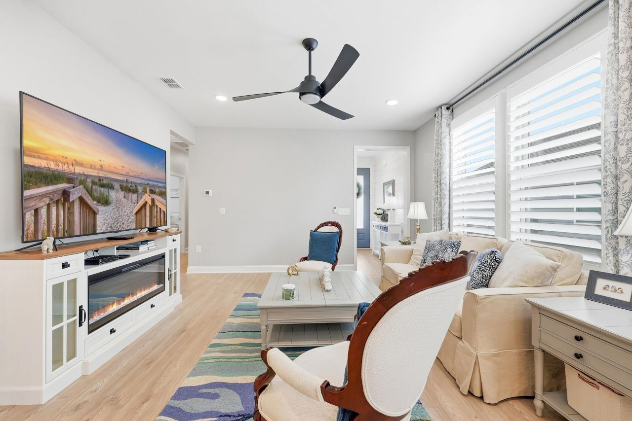 1351 Littleleaf Loop Photo 11