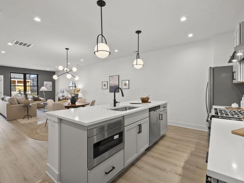 1097 Franklin Avenue, Columbus, OH 43205 Photo 9