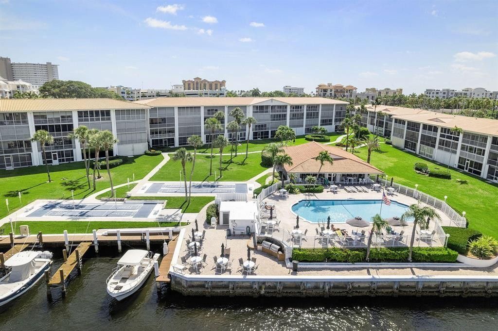 101 NE 19th Avenue, Unit 126, Deerfield Beach, FL 33441 Photo