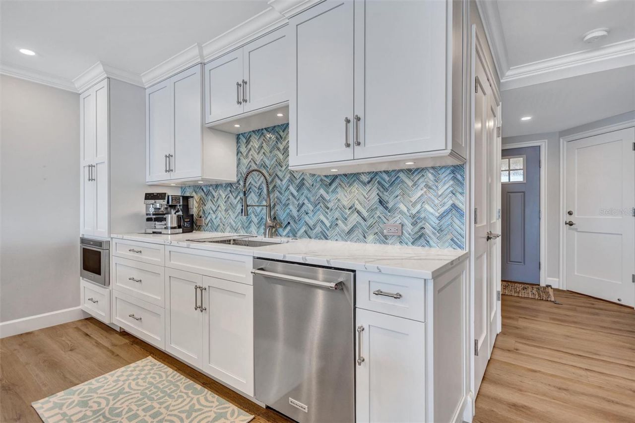 6140 Midnight Pass Road, Unit 401, Sarasota, FL 34242 Photo