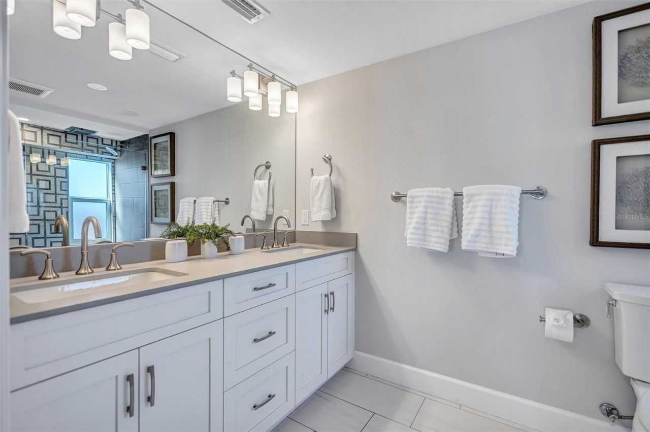 6140 Midnight Pass Road, Unit 401, Sarasota, FL 34242 Photo