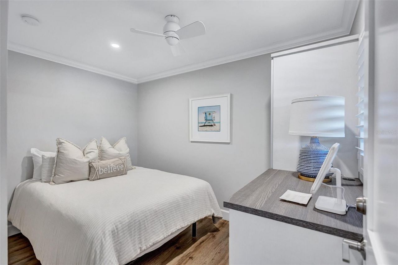 6140 Midnight Pass Road, Unit 401, Sarasota, FL 34242 Photo