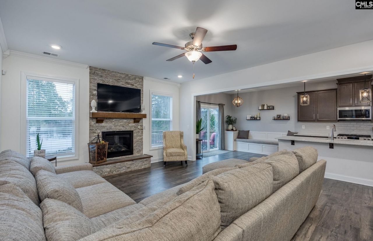 216 White Torpedo Way Photo 10