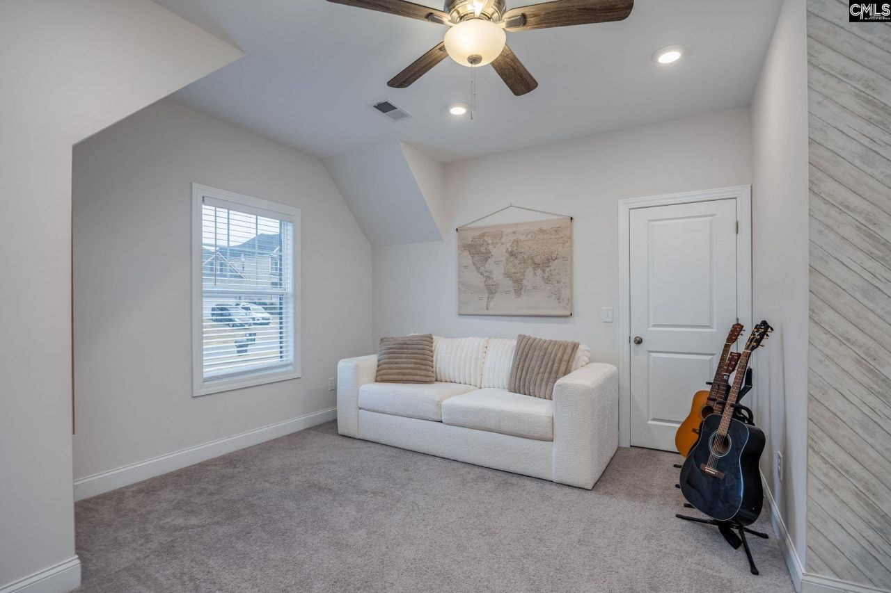 216 White Torpedo Way Photo 28