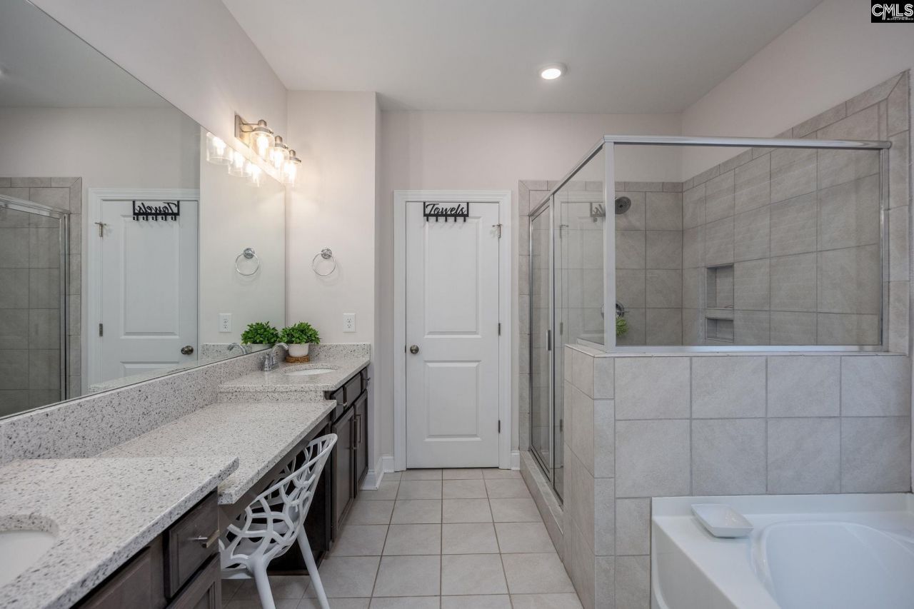 216 White Torpedo Way Photo 34