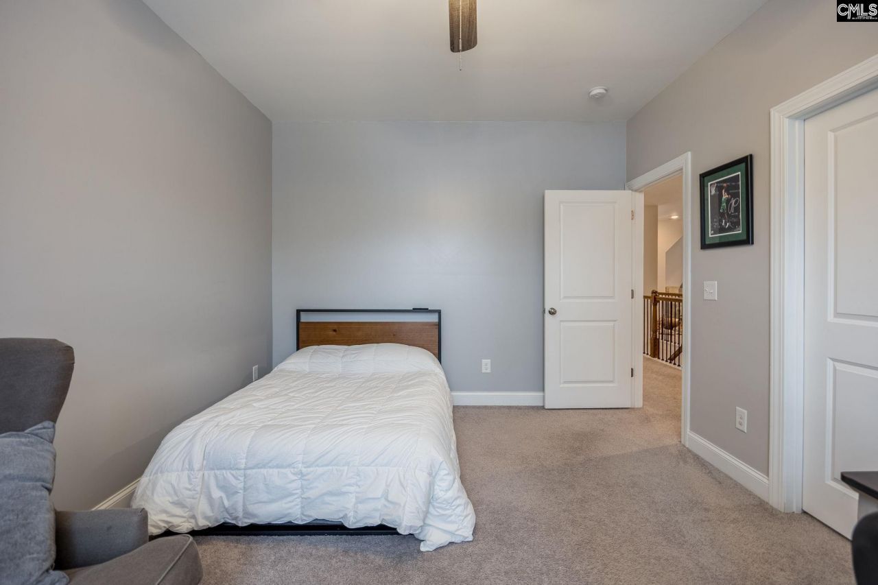 216 White Torpedo Way Photo 41