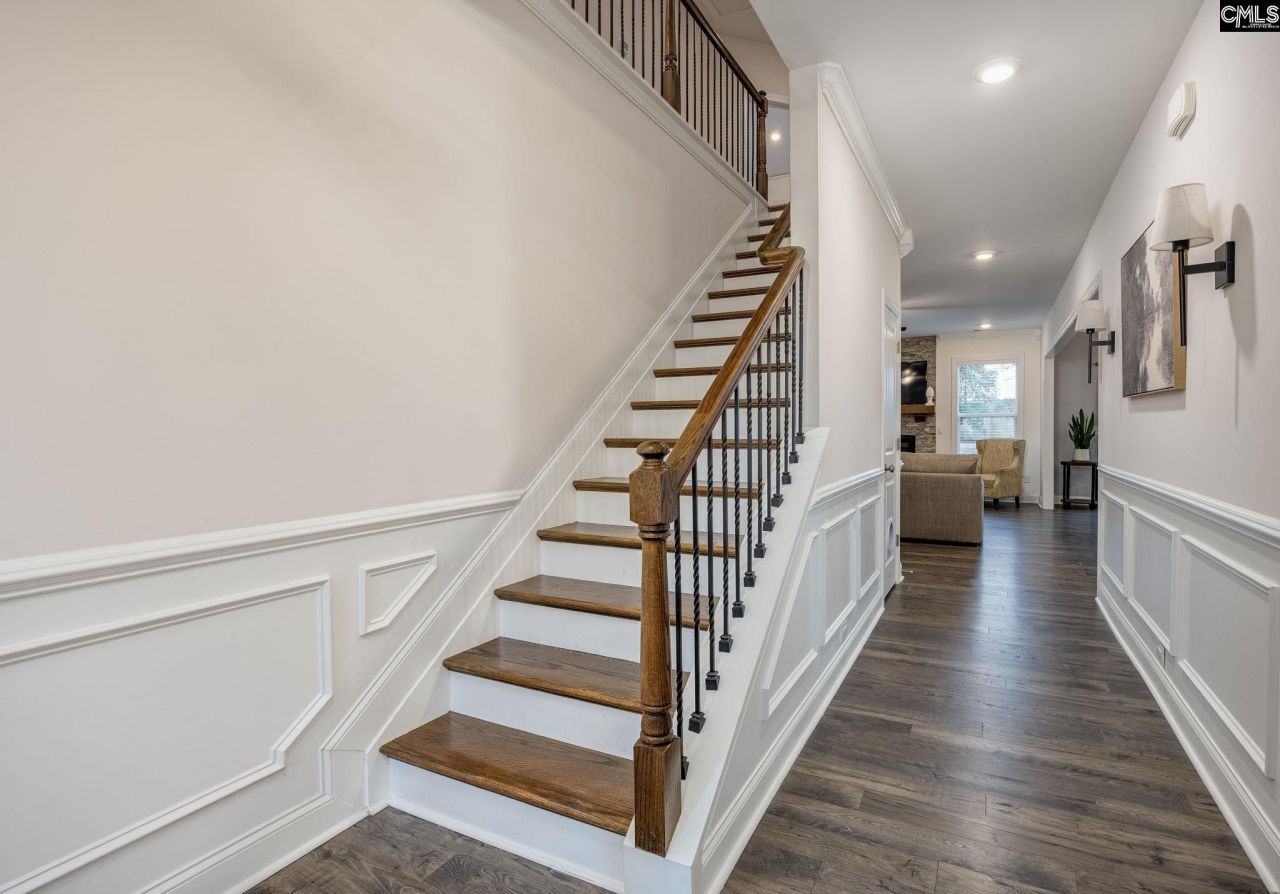 216 White Torpedo Way Photo 7