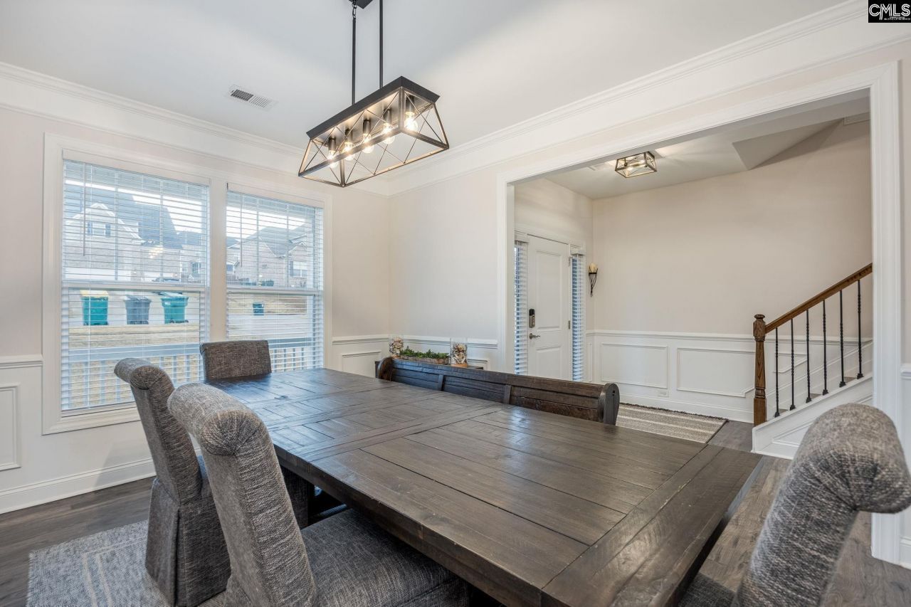 216 White Torpedo Way Photo 9