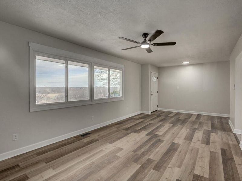 587 Jenkins Lane, Falmouth, KY 41040 Photo 3