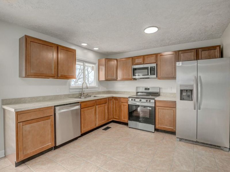 587 Jenkins Lane, Falmouth, KY 41040 Photo 5