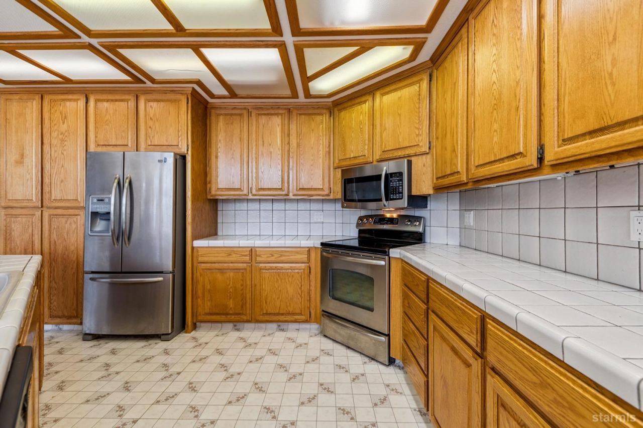 1938 Marconi Way, South Lake Tahoe, CA 96150 Photo