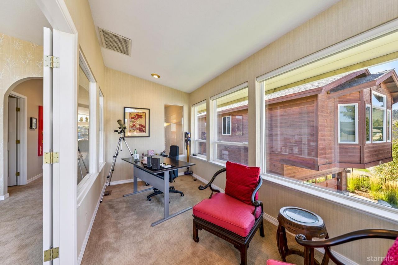 1938 Marconi Way, South Lake Tahoe, CA 96150 Photo