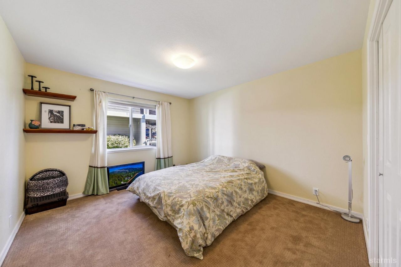 1938 Marconi Way, South Lake Tahoe, CA 96150 Photo