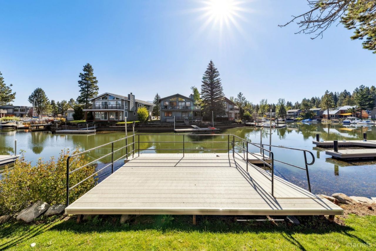 1938 Marconi Way, South Lake Tahoe, CA 96150 Photo