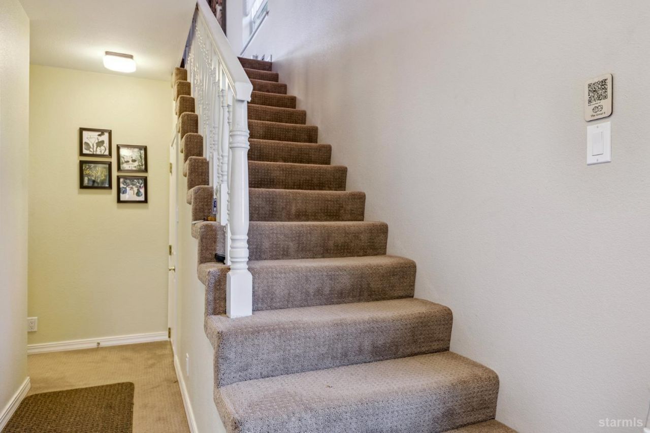 1938 Marconi Way, South Lake Tahoe, CA 96150 Photo