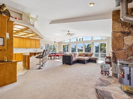 1938 Marconi Way, South Lake Tahoe, CA 96150 Photo