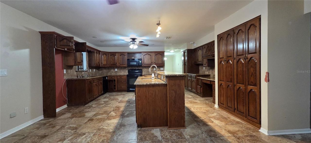 1702 S Miller Road, Valrico, FL 33594 Photo