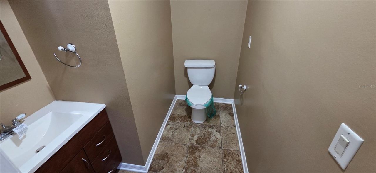 1702 S Miller Road, Valrico, FL 33594 Photo