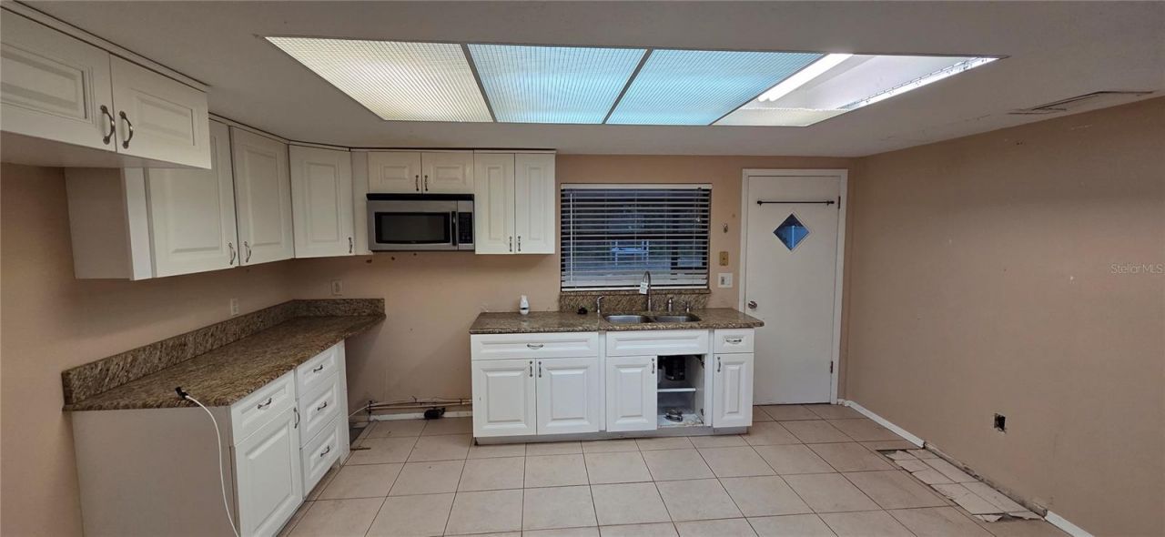 1702 S Miller Road, Valrico, FL 33594 Photo