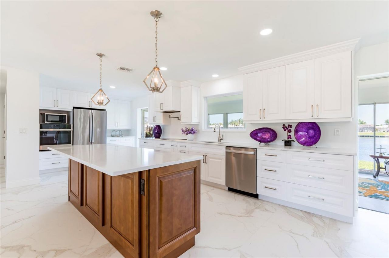 13797 Pinecrest Drive, Largo, FL 33774 Photo