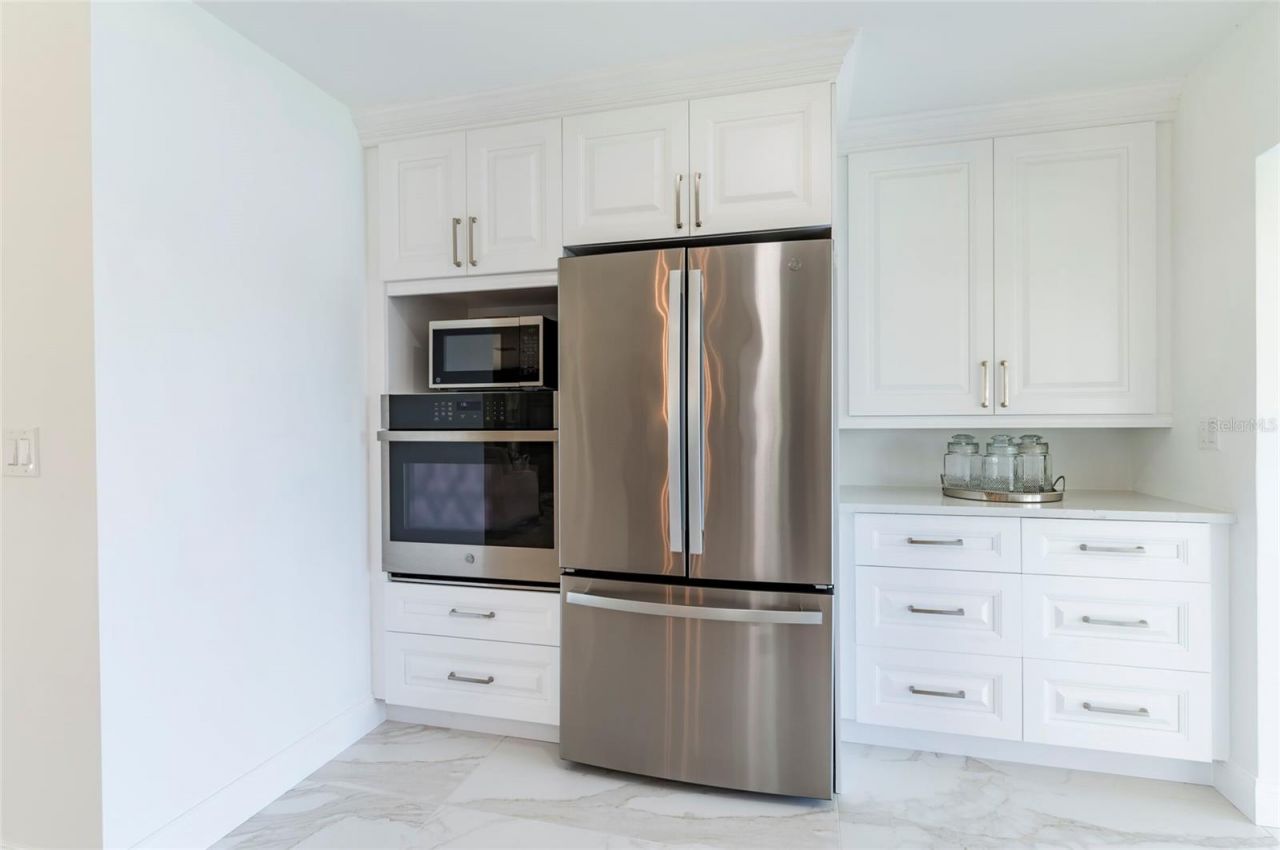 13797 Pinecrest Drive, Largo, FL 33774 Photo