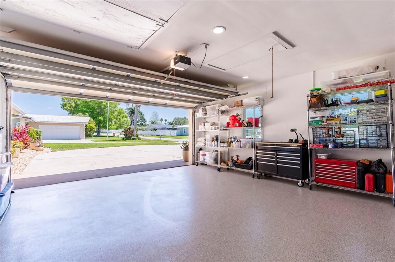 13797 Pinecrest Drive, Largo, FL 33774 Photo