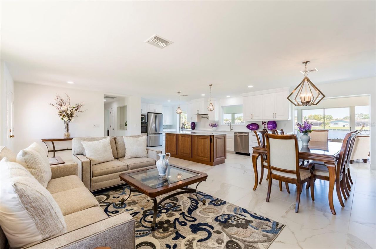 13797 Pinecrest Drive, Largo, FL 33774 Photo