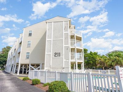 211 Hillside Dr. N, Unit 305, North Myrtle Beach, SC 29582