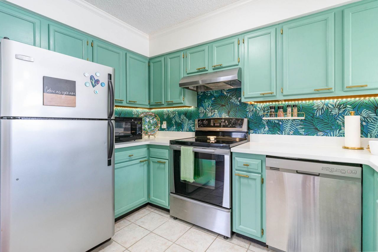 211 Hillside Dr. N Photo 10