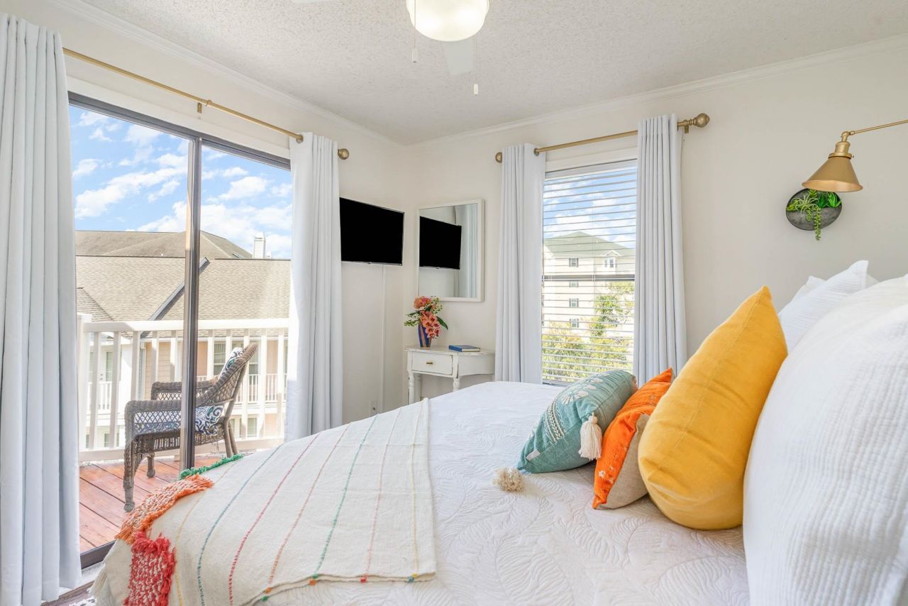 211 Hillside Dr. N Photo 15