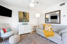 211 Hillside Dr. N photo 4