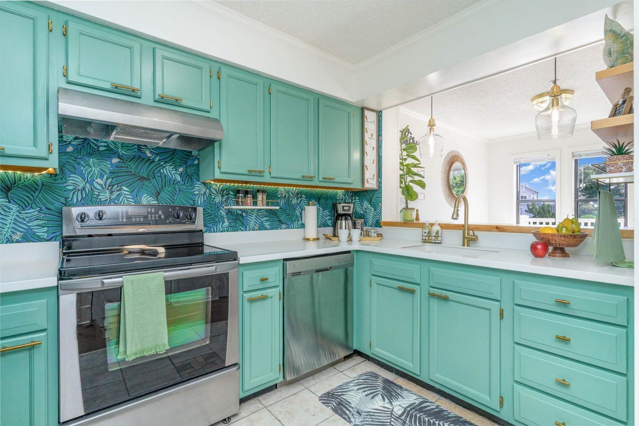 211 Hillside Dr. N Photo 9