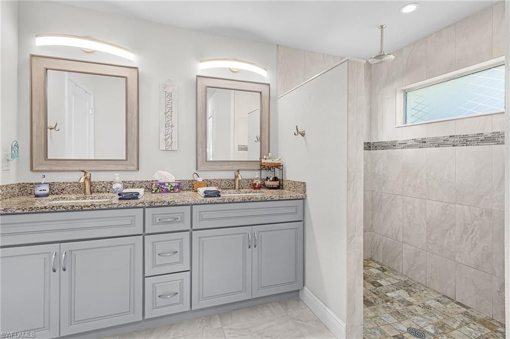 3627 Schooner Ln, Saint James City, FL 33956 Photo